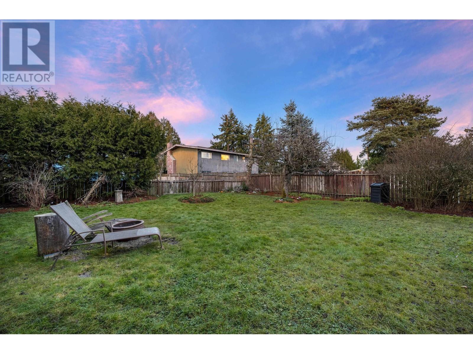 6059 49b Avenue Property Photo 29