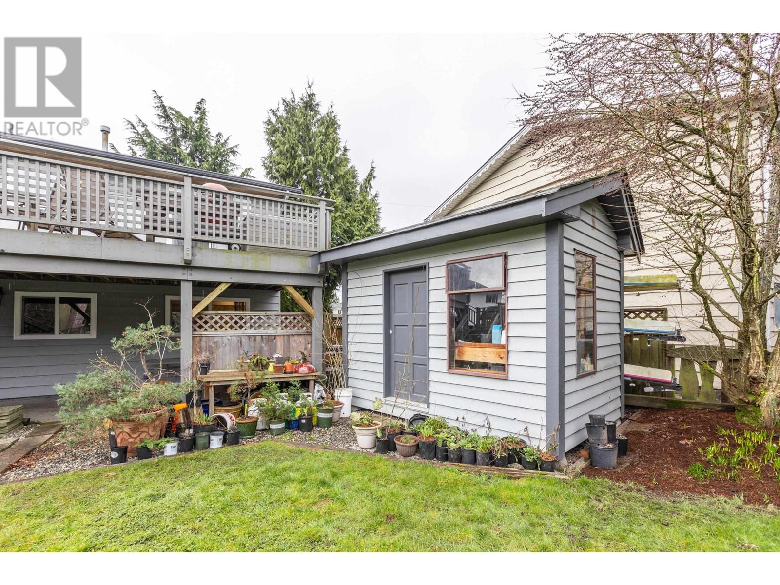 6059 49b Avenue Property Photo 31