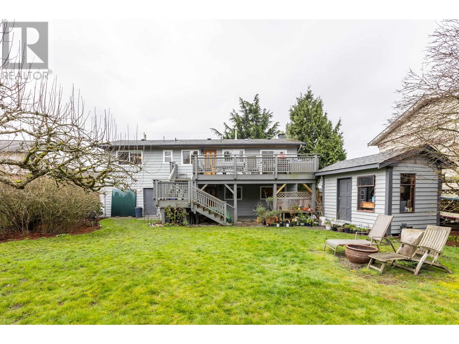 6059 49b Avenue Property Photo 32