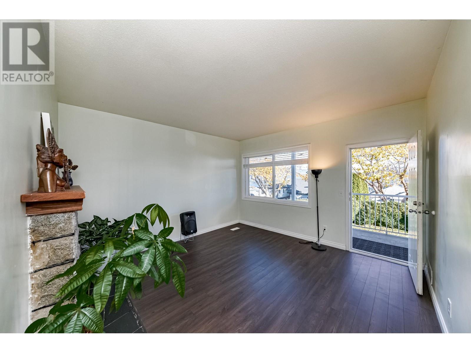 13 Ellesmere Avenue Property Photo 11