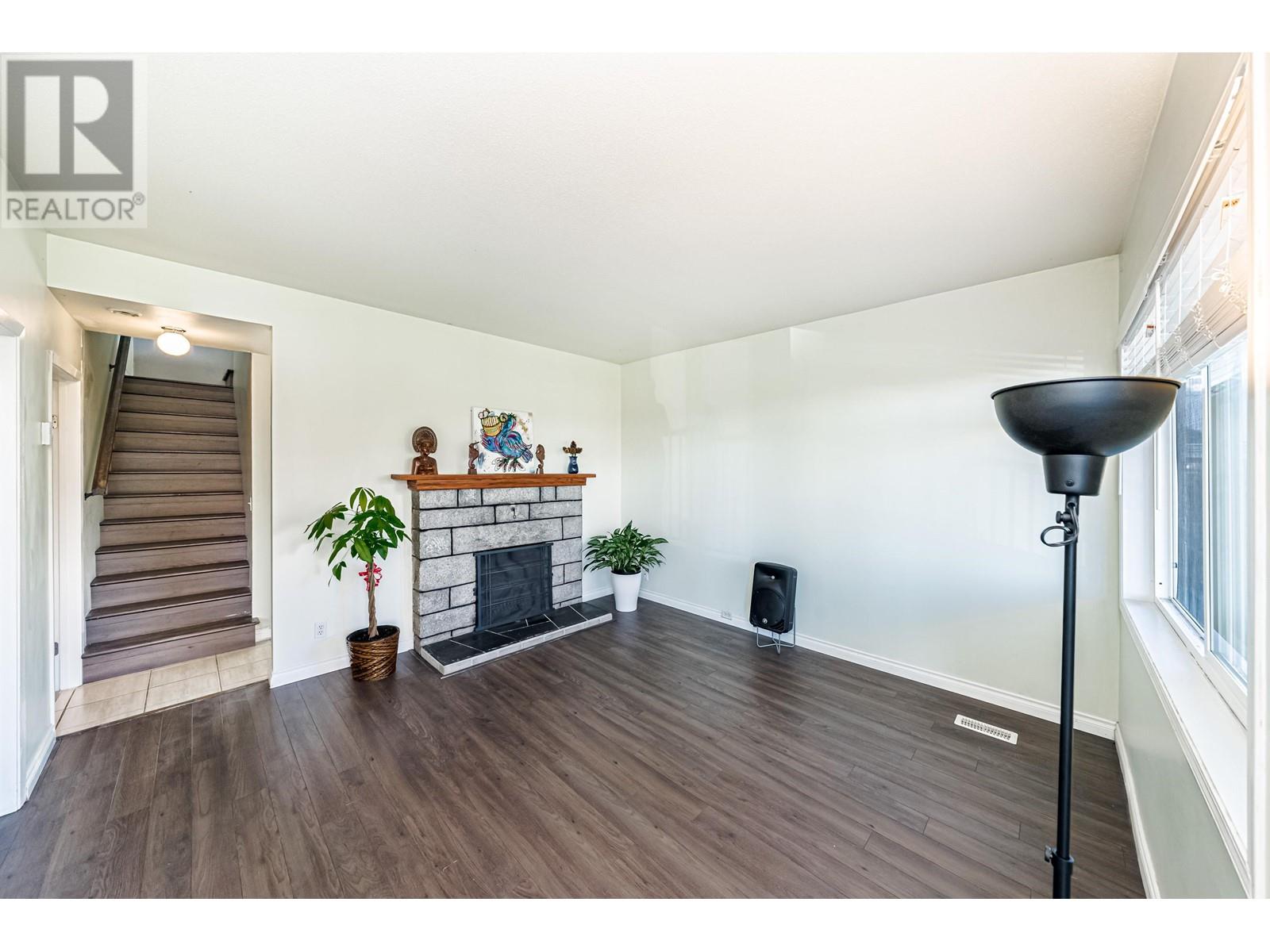 13 Ellesmere Avenue Property Photo 13