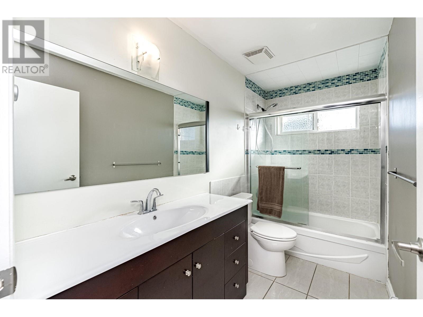 13 Ellesmere Avenue Property Photo 23