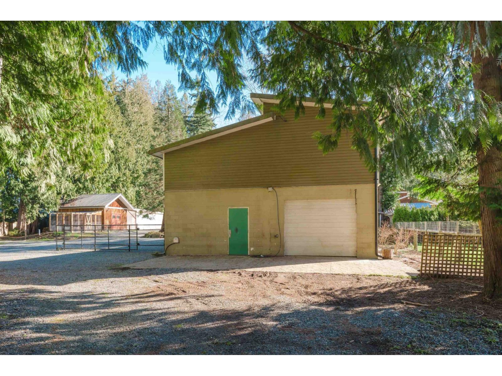 3955 248 Street Property Photo 25