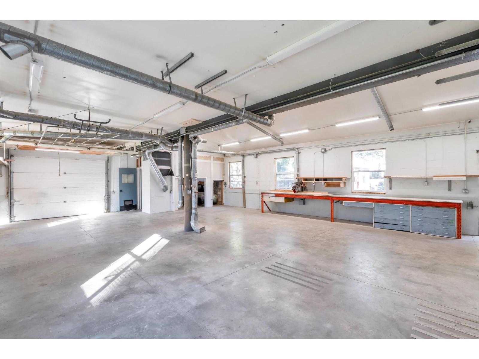 3955 248 Street Property Photo 34