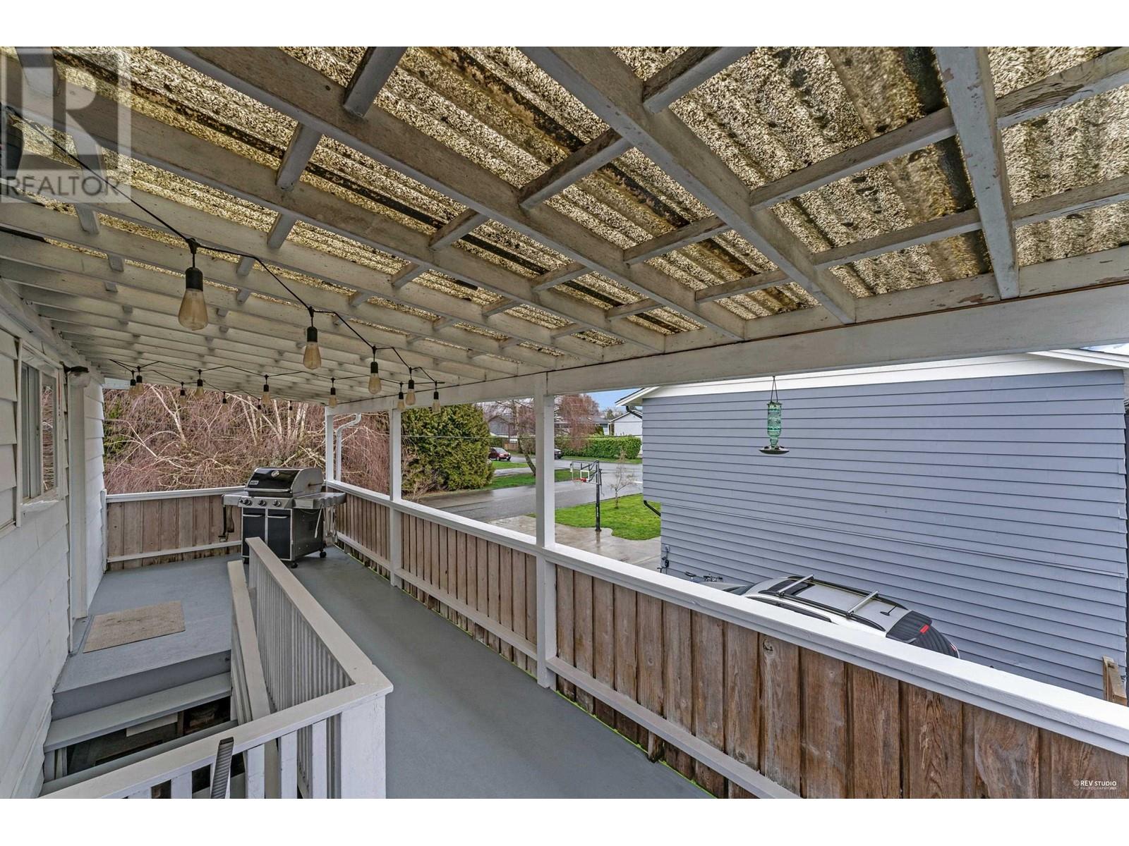 4824 42b Avenue Property Photo 18