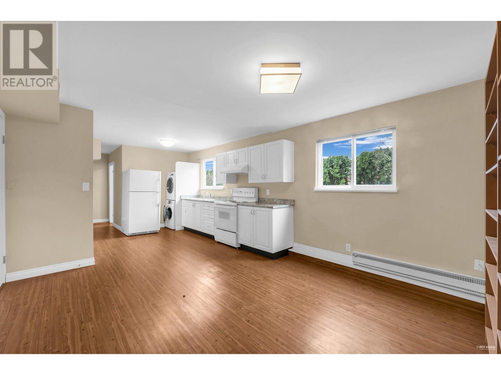 4824 42b Avenue Property Photo 26