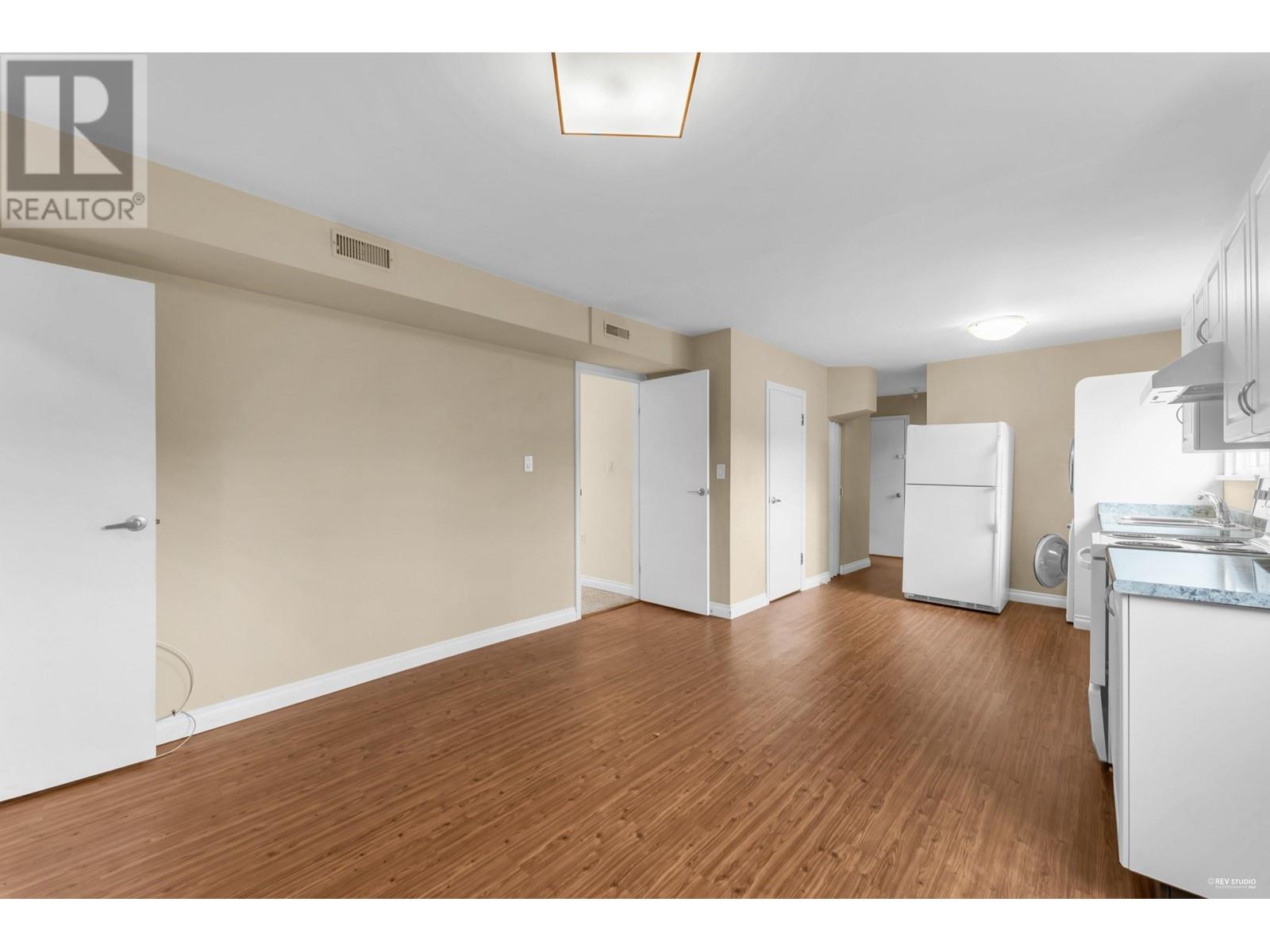 4824 42b Avenue Property Photo 27