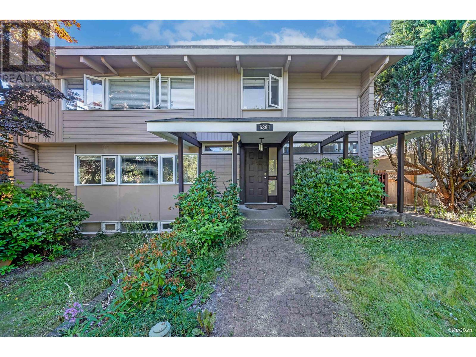 6891 HEATHER STREET Property Photo 1