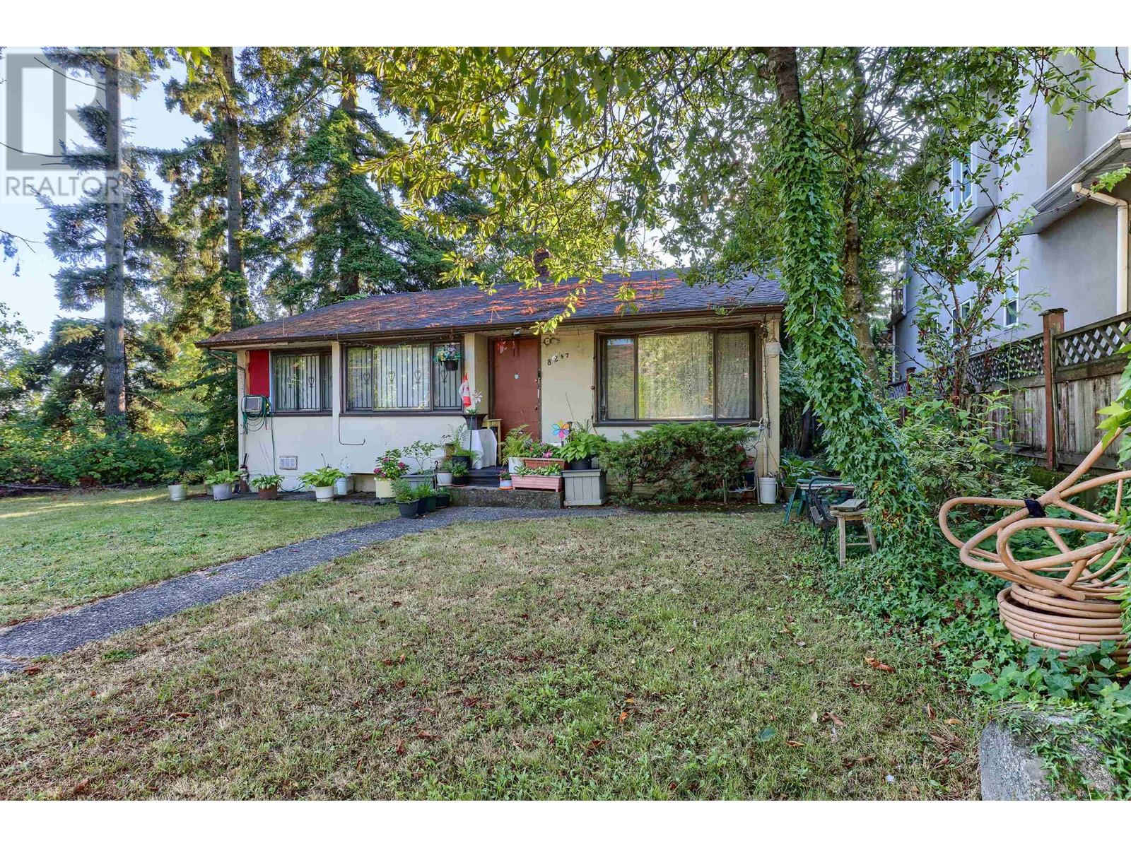 8287 VICTORIA DRIVE Property Image