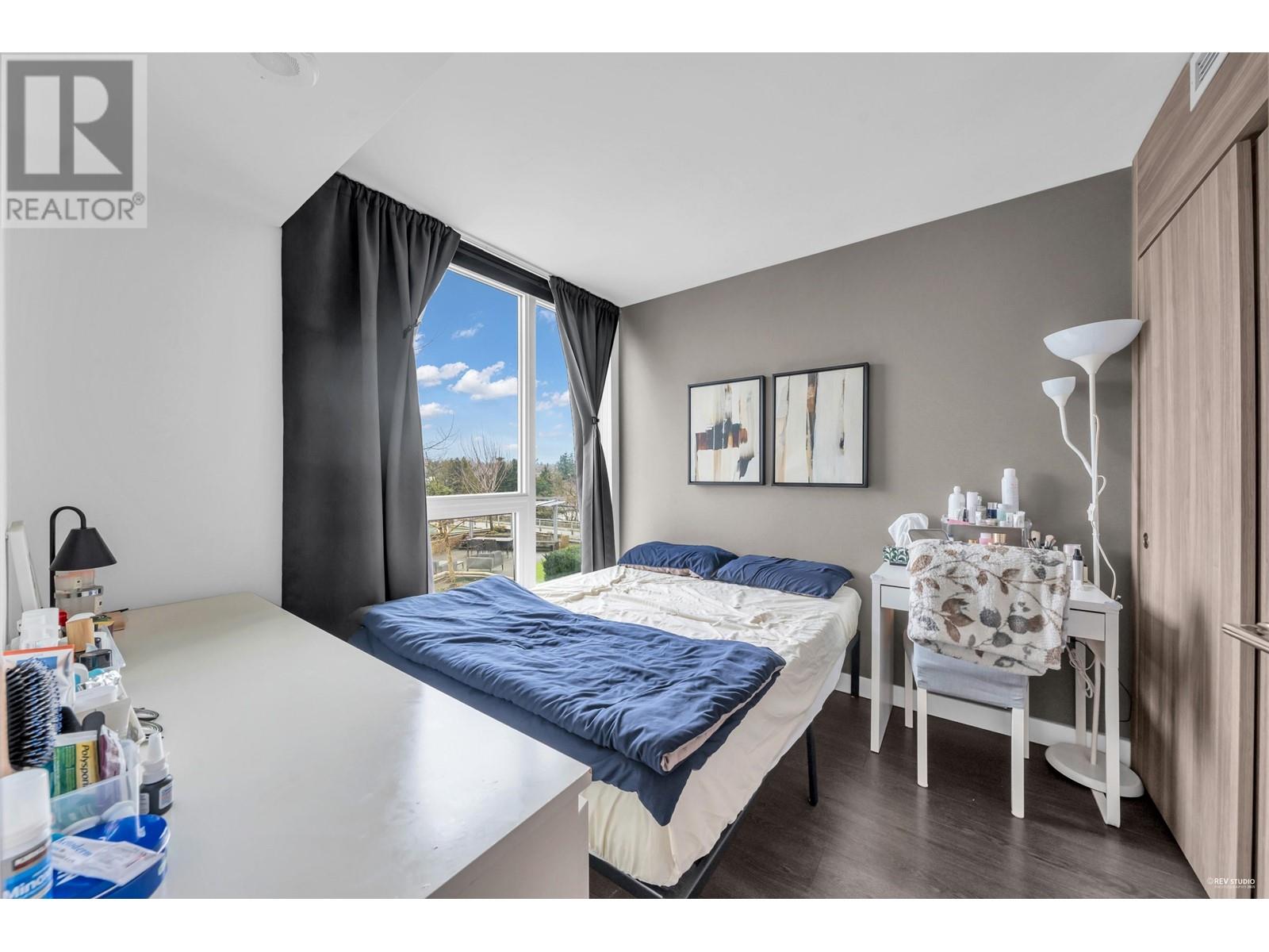 1002 433 Sw Marine Drive Property Photo 13