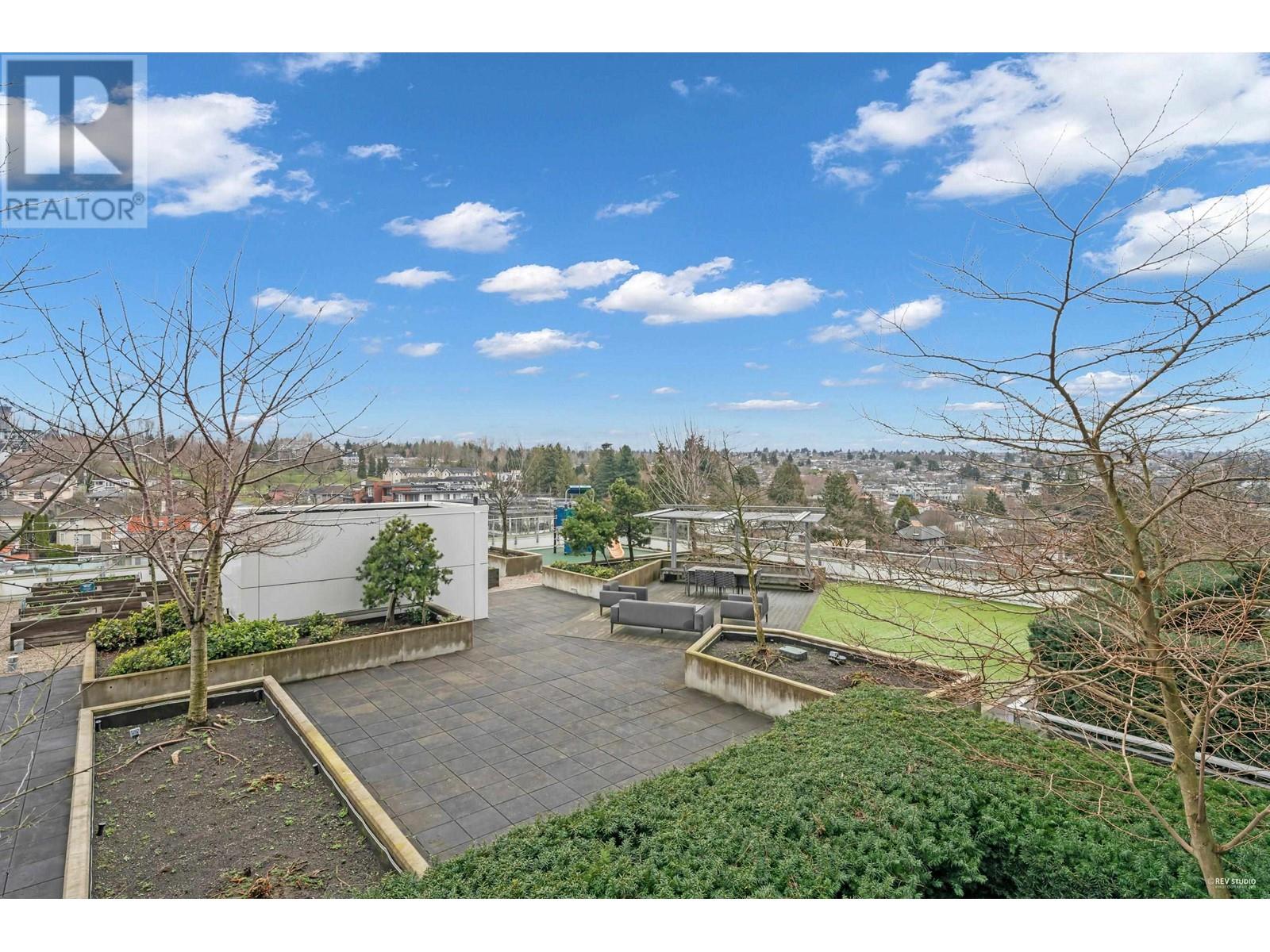 1002 433 Sw Marine Drive Property Photo 17