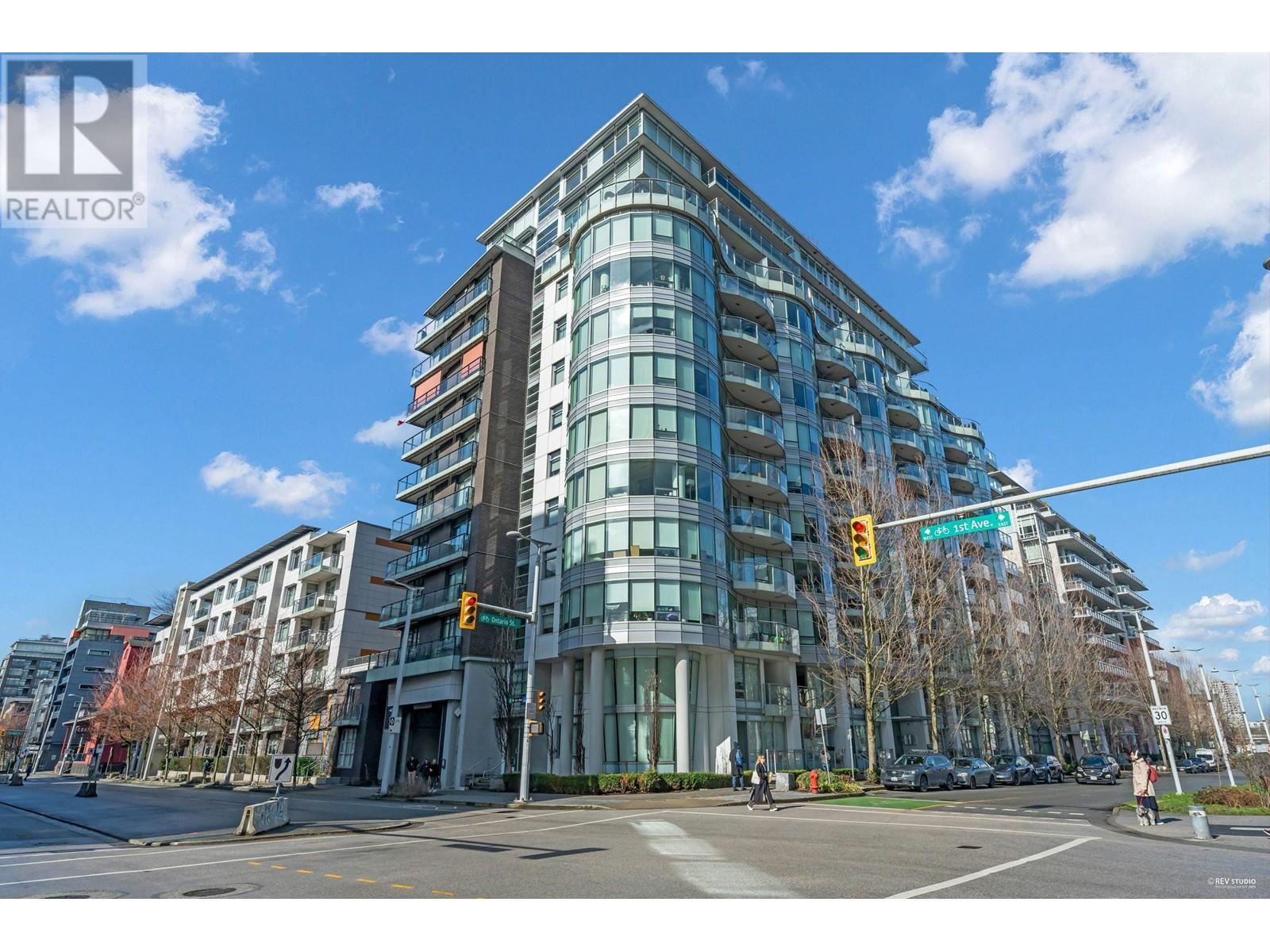 706 1661 Ontario Street Property Photo 1
