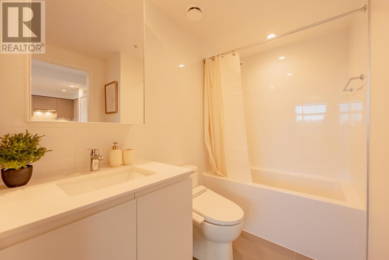 1302 3809 Evergreen Place Property Photo 16