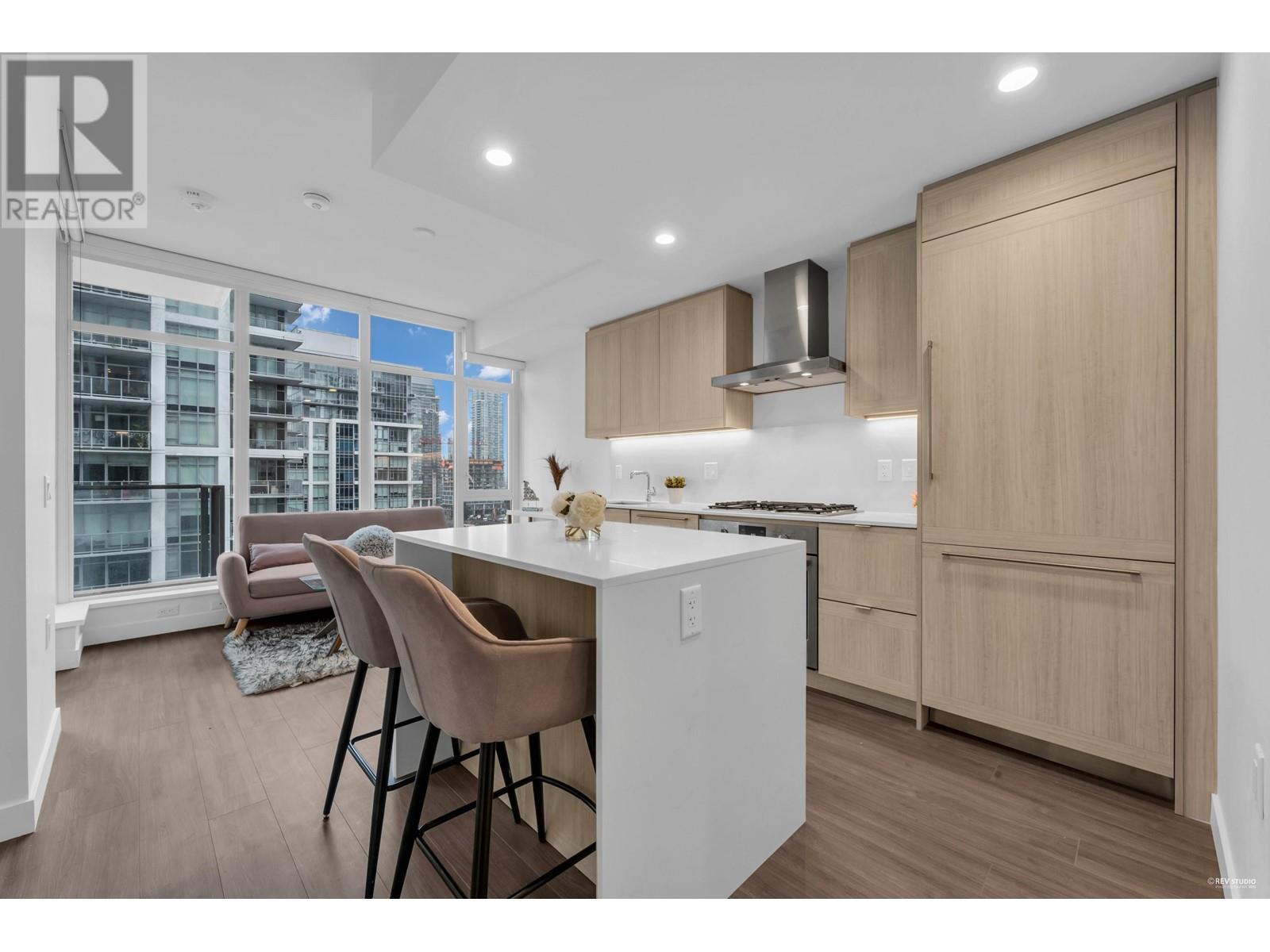 1807 2351 Beta Avenue Property Photo 3