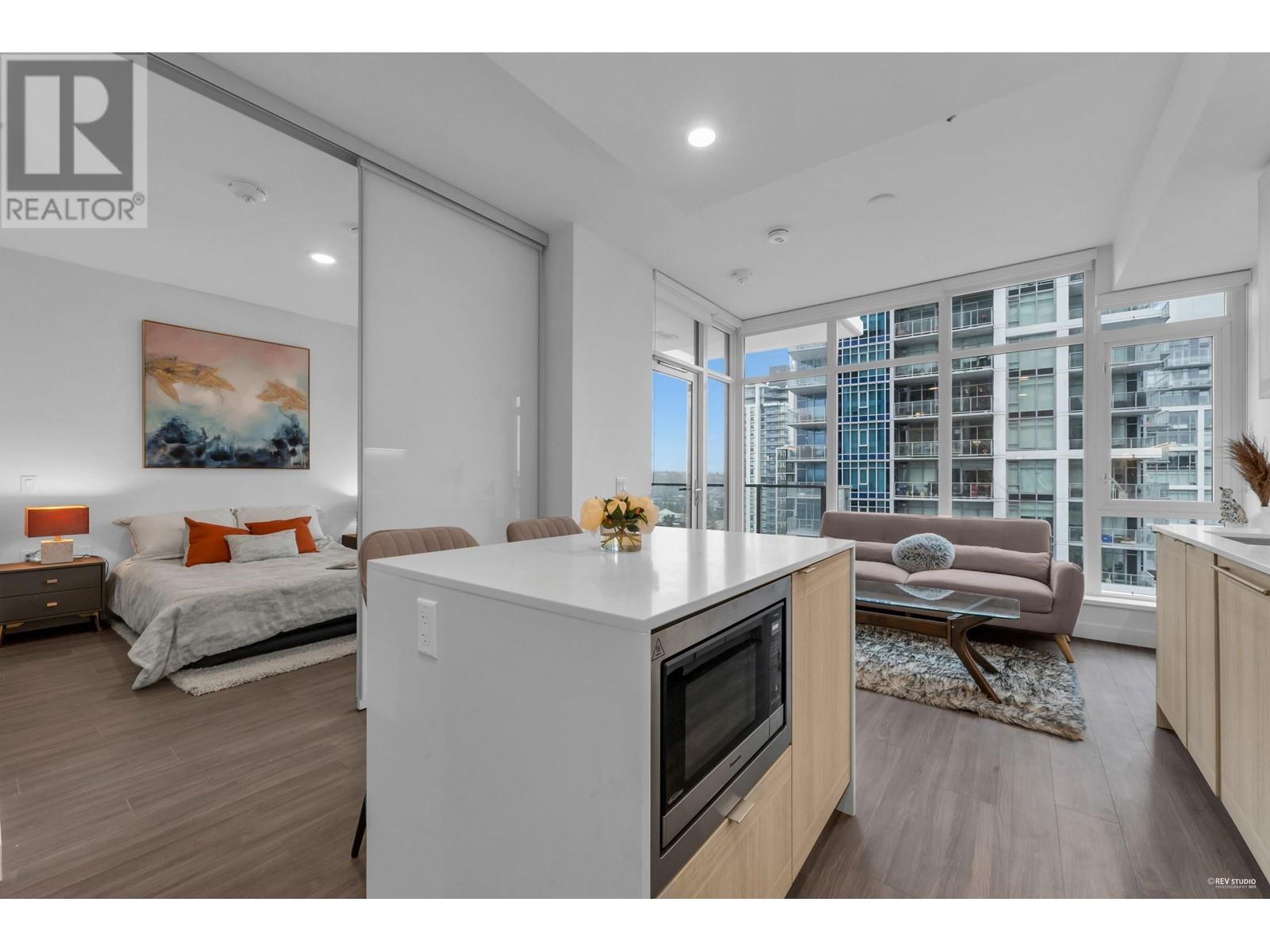 1807 2351 Beta Avenue Property Photo 4