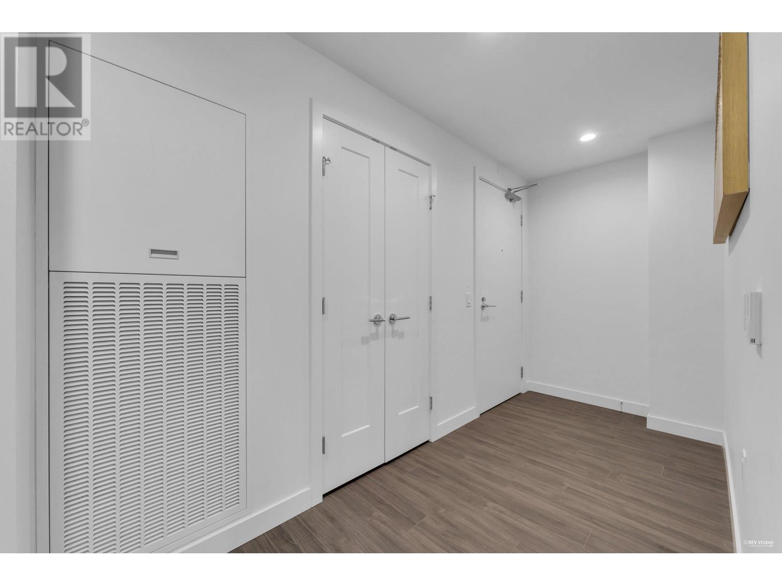 1807 2351 Beta Avenue Property Photo 17