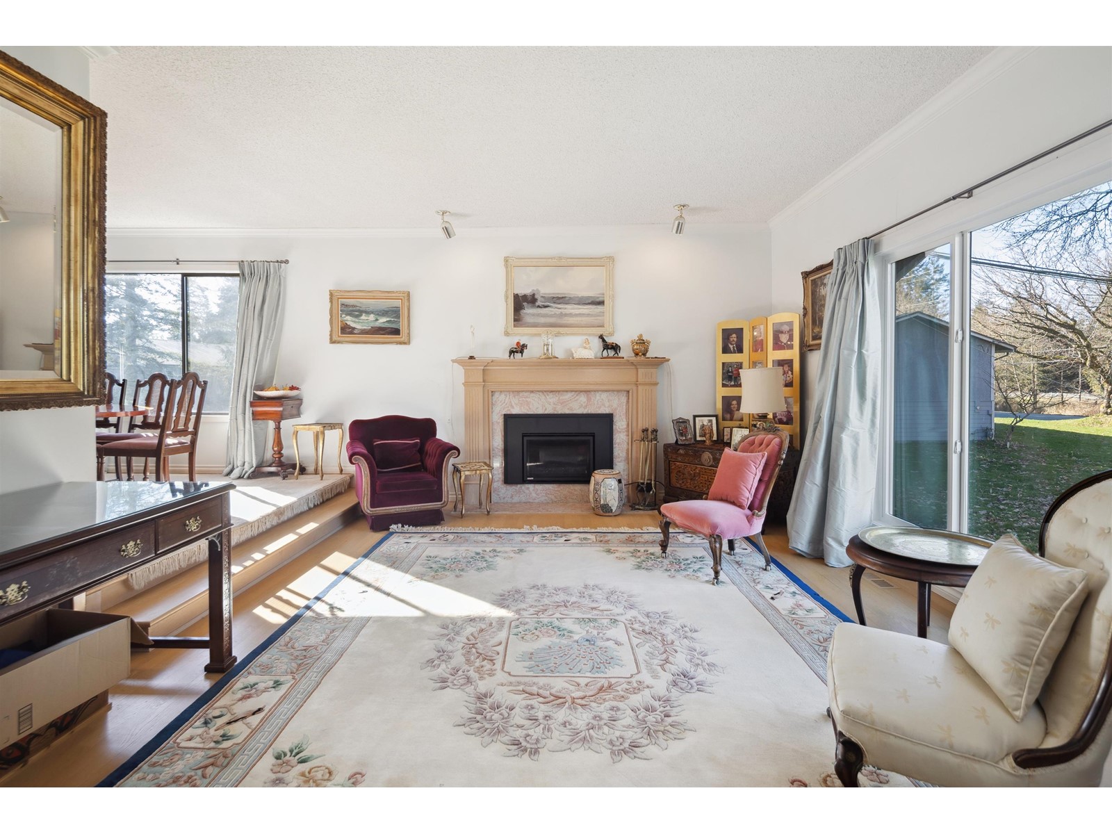 23418 56 Avenue Property Photo 3