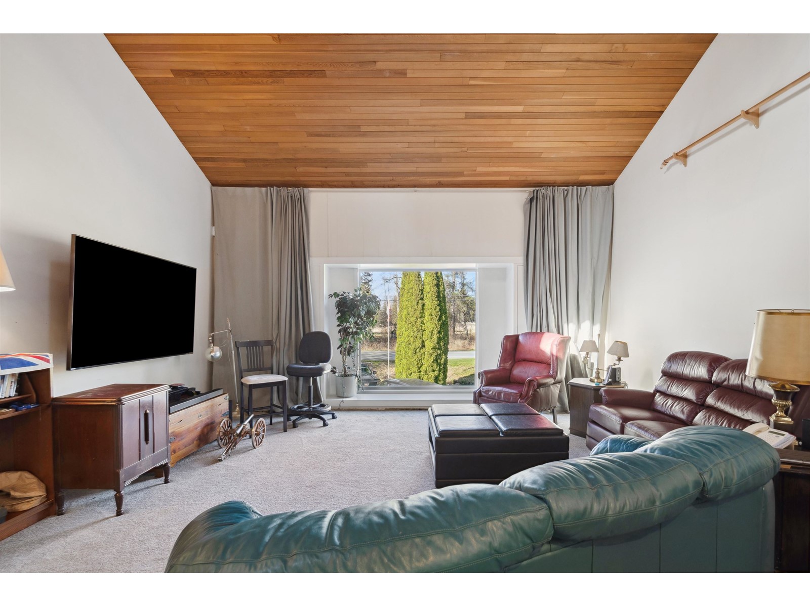 23418 56 Avenue Property Photo 11