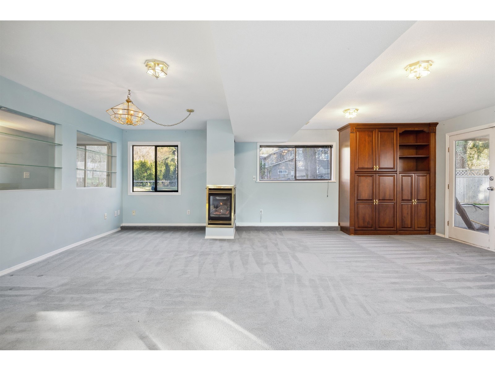 23418 56 Avenue Property Photo 15