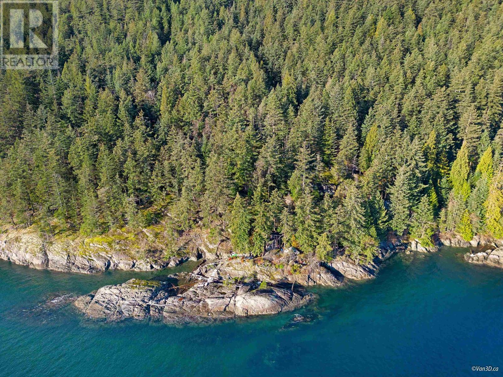 381 Waterfront Property Photo