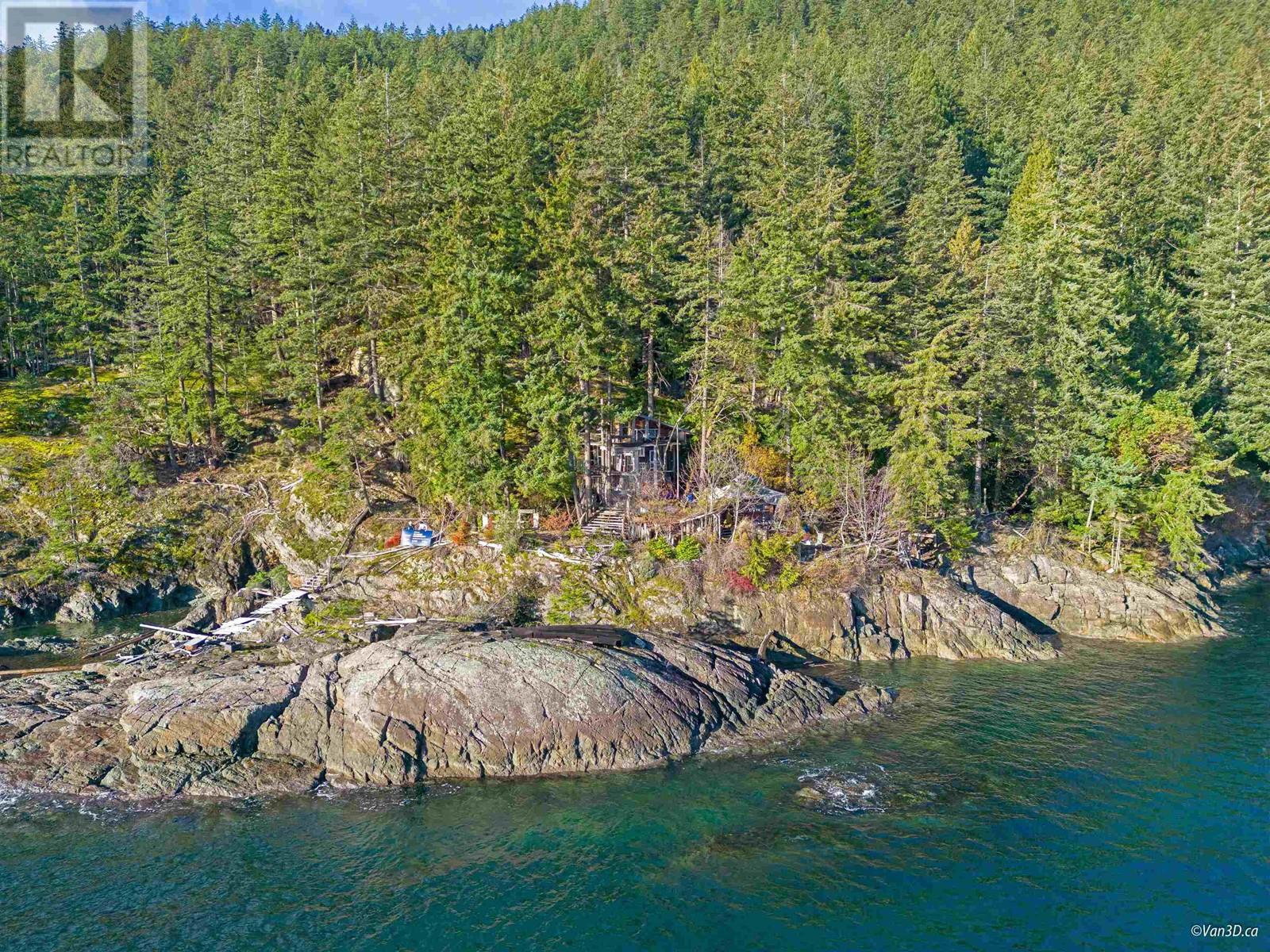 381 Waterfront Property Photo 8