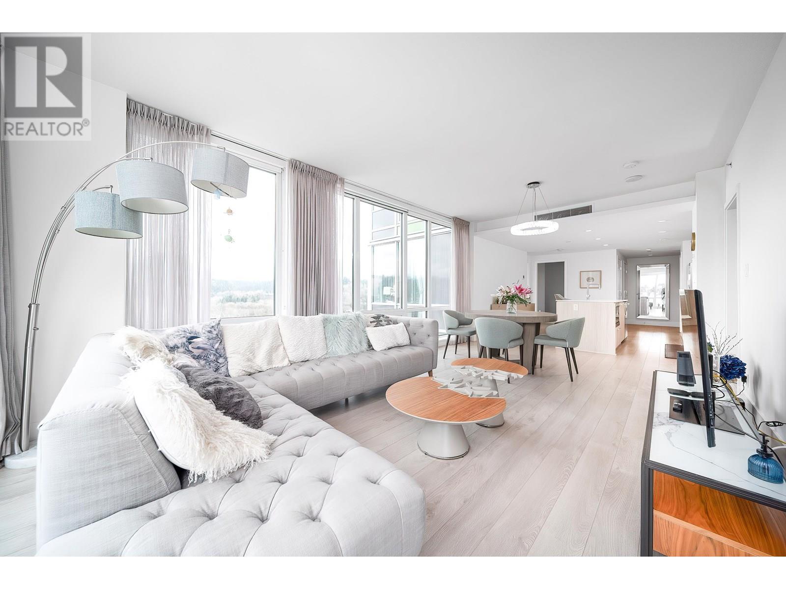 2007 680 Seylynn Cres Property Photo 4