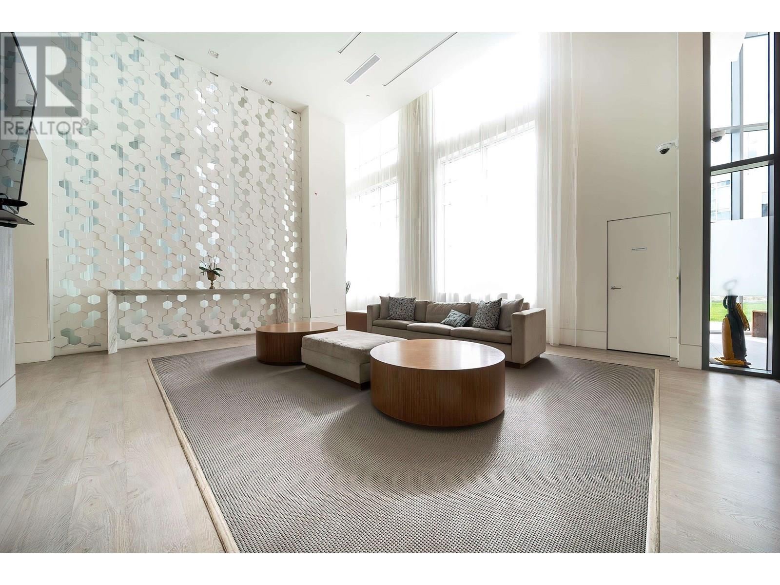 2007 680 Seylynn Cres Property Photo 32