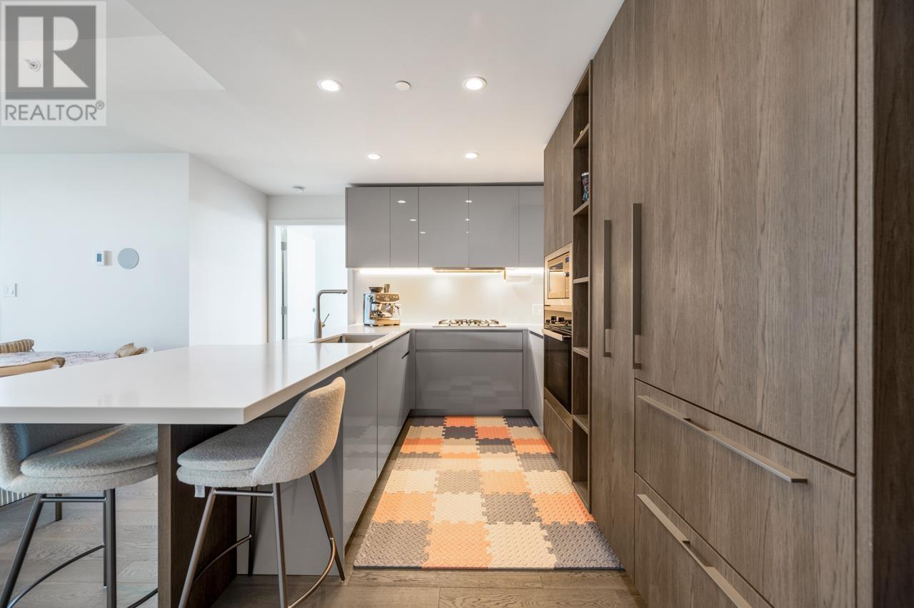 606 6855 Pearson Way Property Photo 3