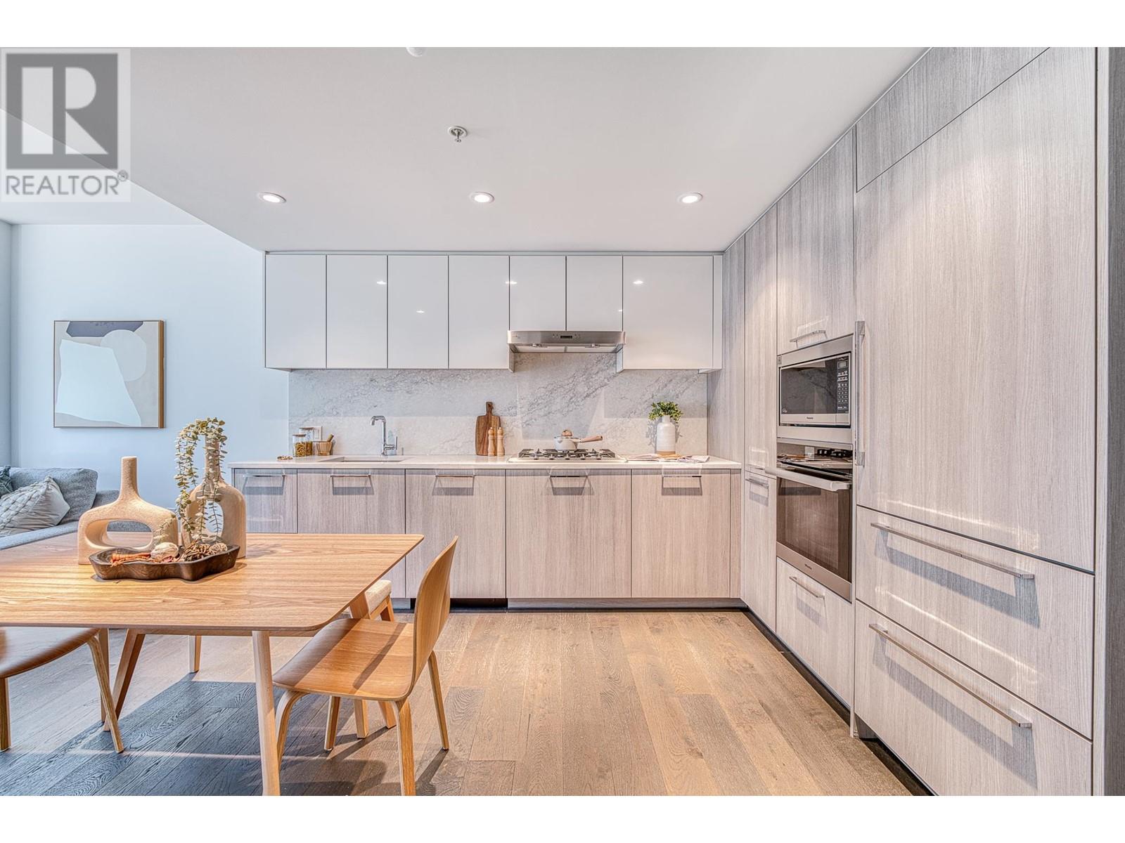 607 8160 Mcmyn Way Property Photo 9