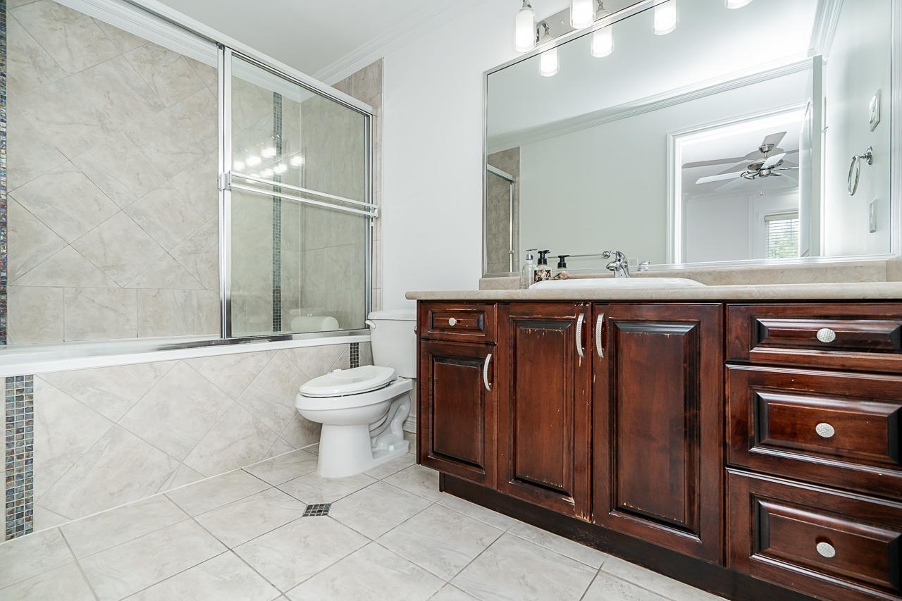 7568 149 Street Property Photo 30