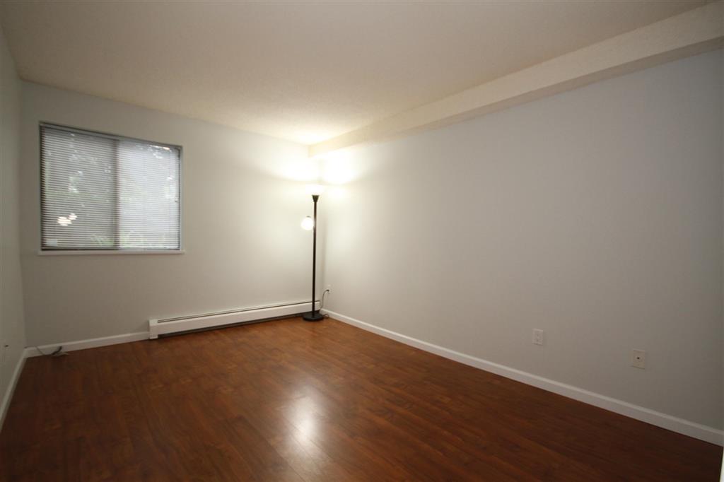 110 10698 151a Street Property Photo 9