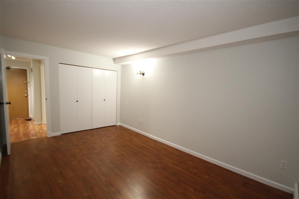 110 10698 151a Street Property Photo 12