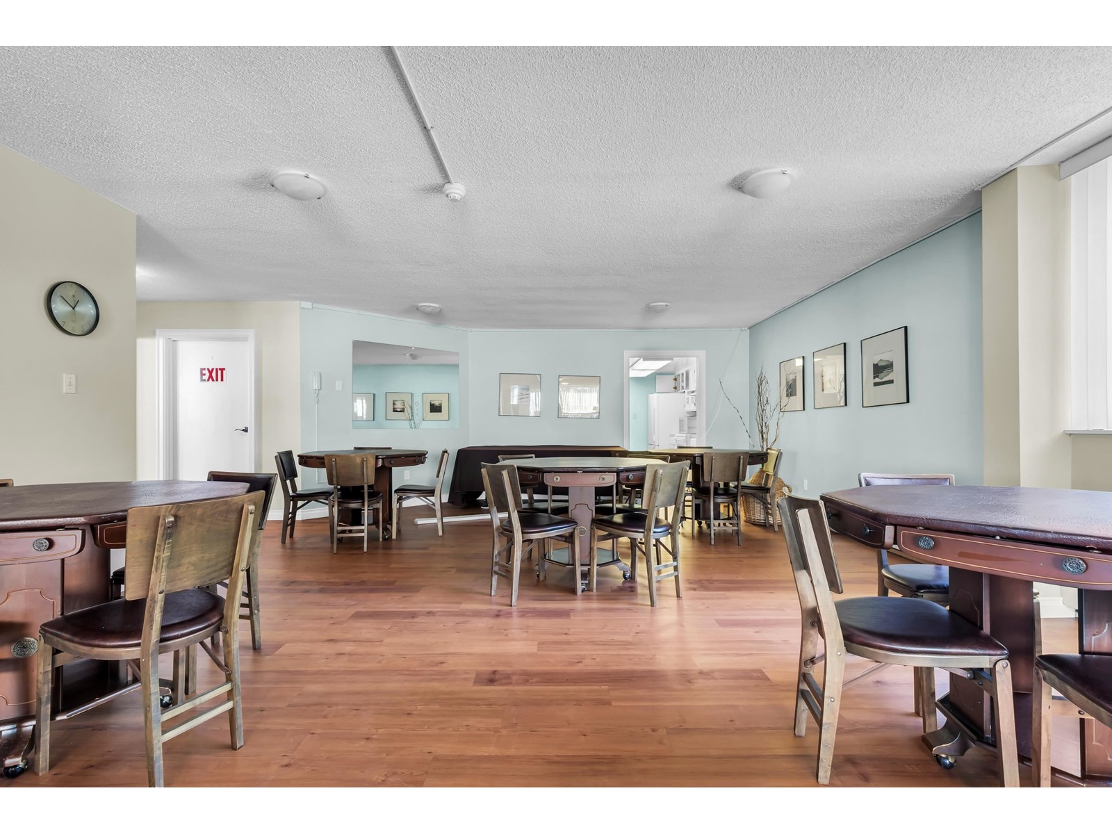 504 1480 Foster Street Property Photo 19