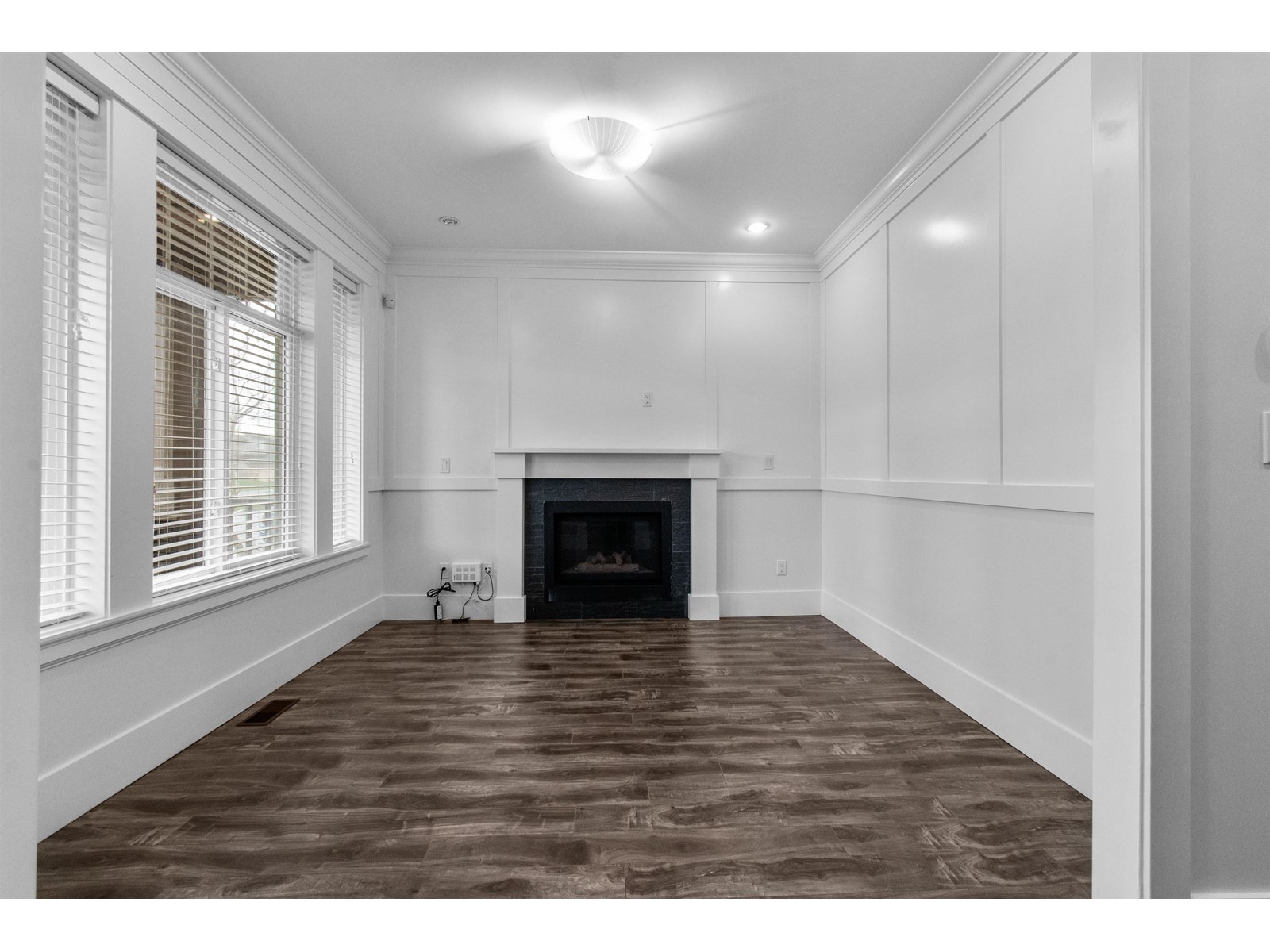 7263 194a Street Property Photo 5
