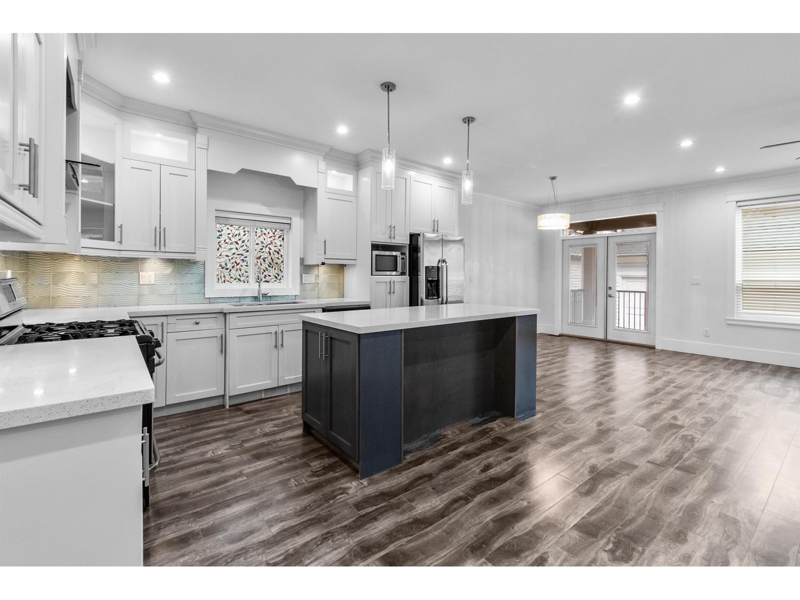 7263 194a Street Property Photo 10