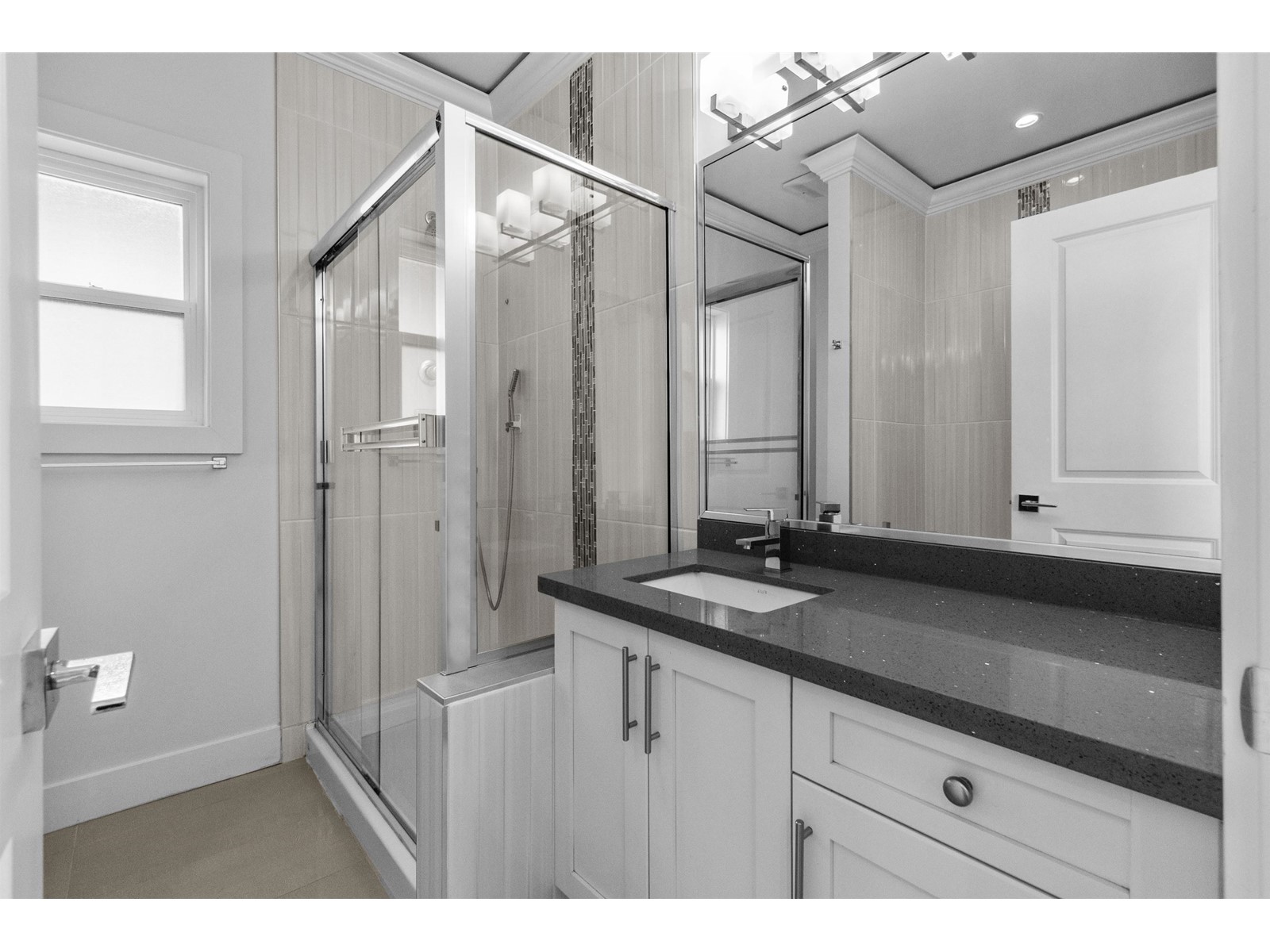 7263 194a Street Property Photo 21