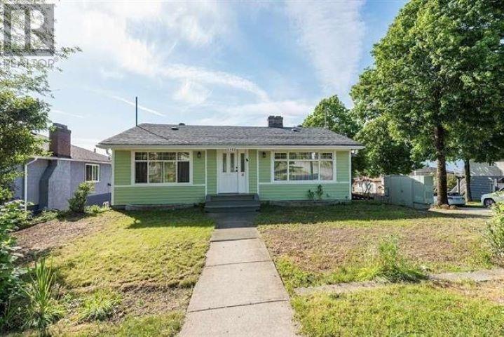 4805 Joyce Street Property Photo 4