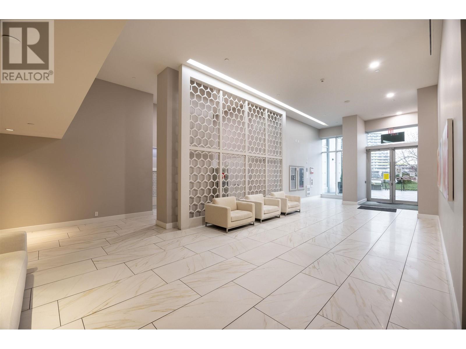 702 6951 Elmbridge Way Property Photo 17