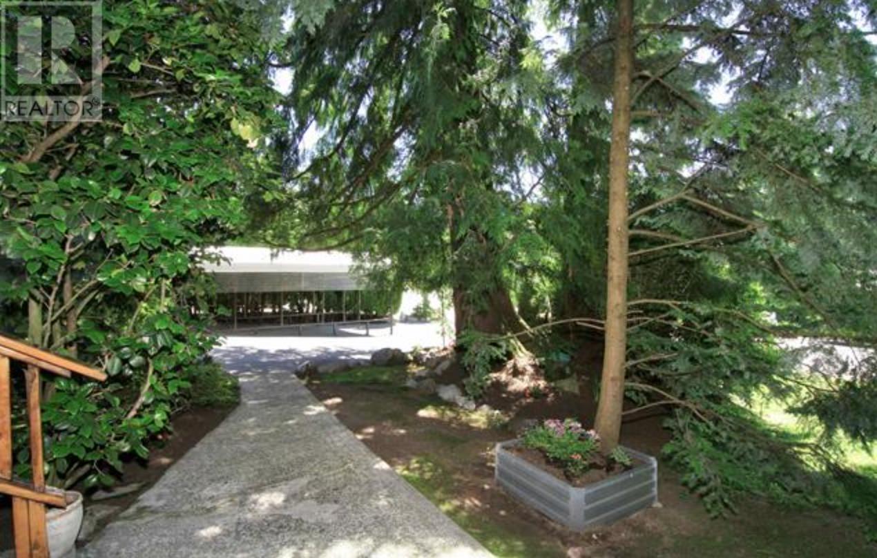 3321 Willerton Court Property Photo 4