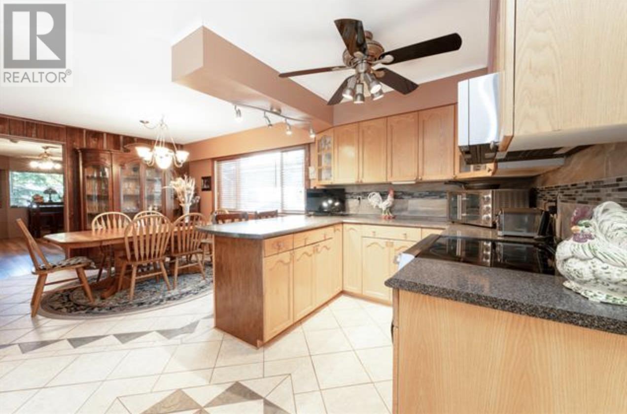 3321 Willerton Court Property Photo 11