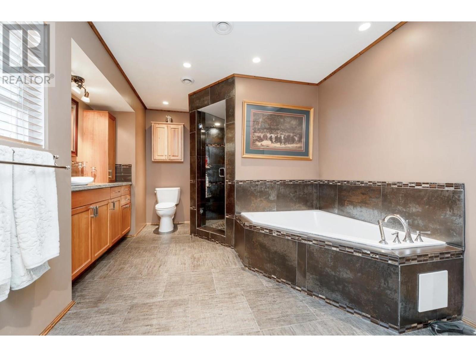 3321 Willerton Court Property Photo 20
