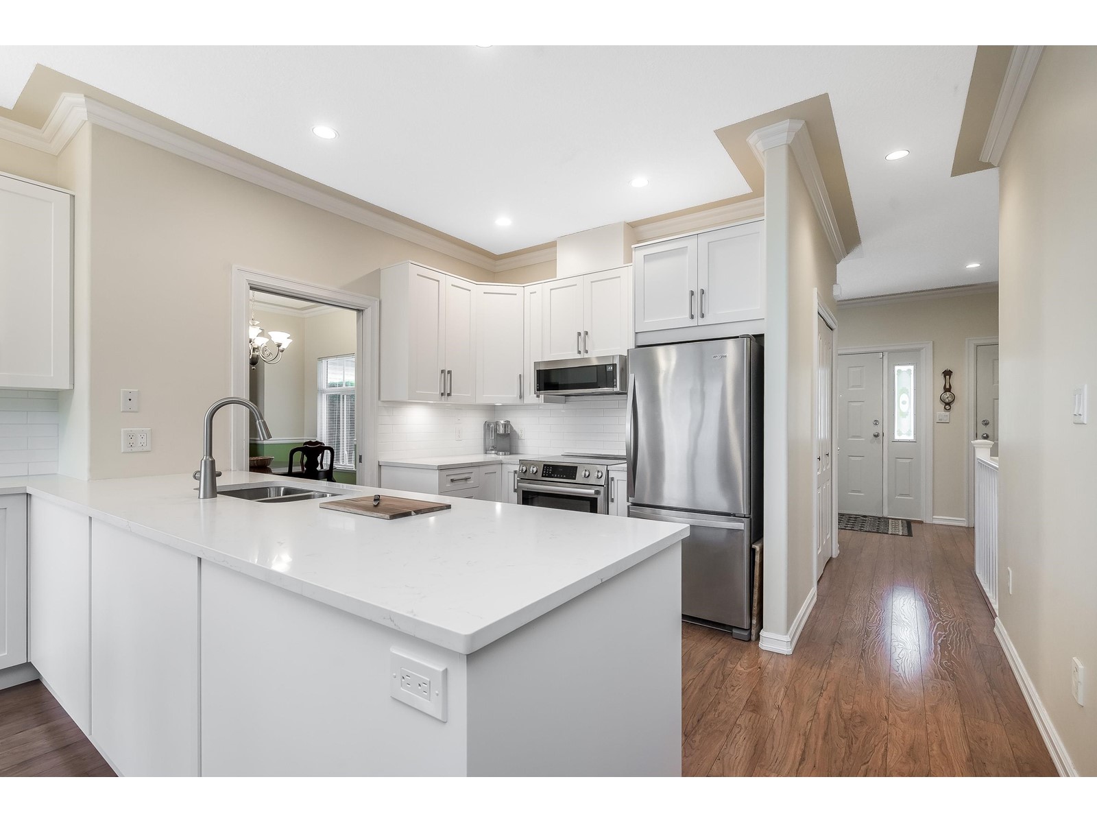 160 33751 7th Avenue Property Photo 9