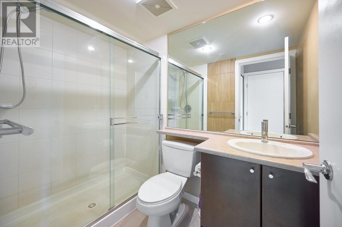 301 651 Nootka Way Property Photo 16