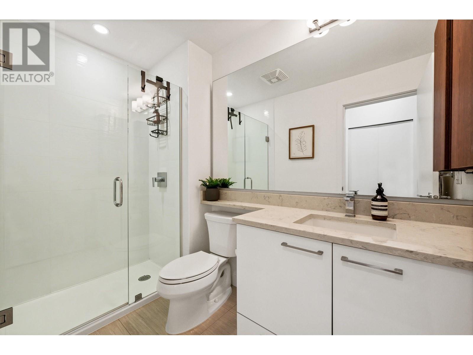 201 5460 Broadway Property Photo 21
