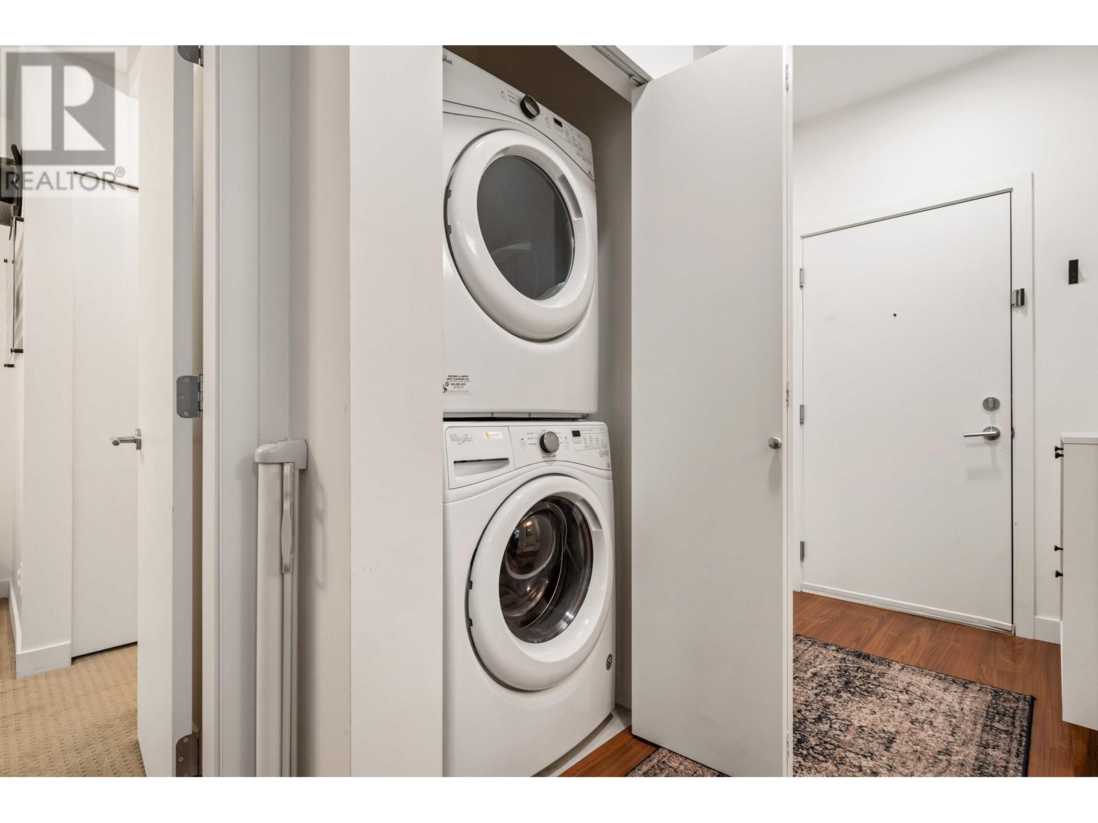 201 5460 Broadway Property Photo 22