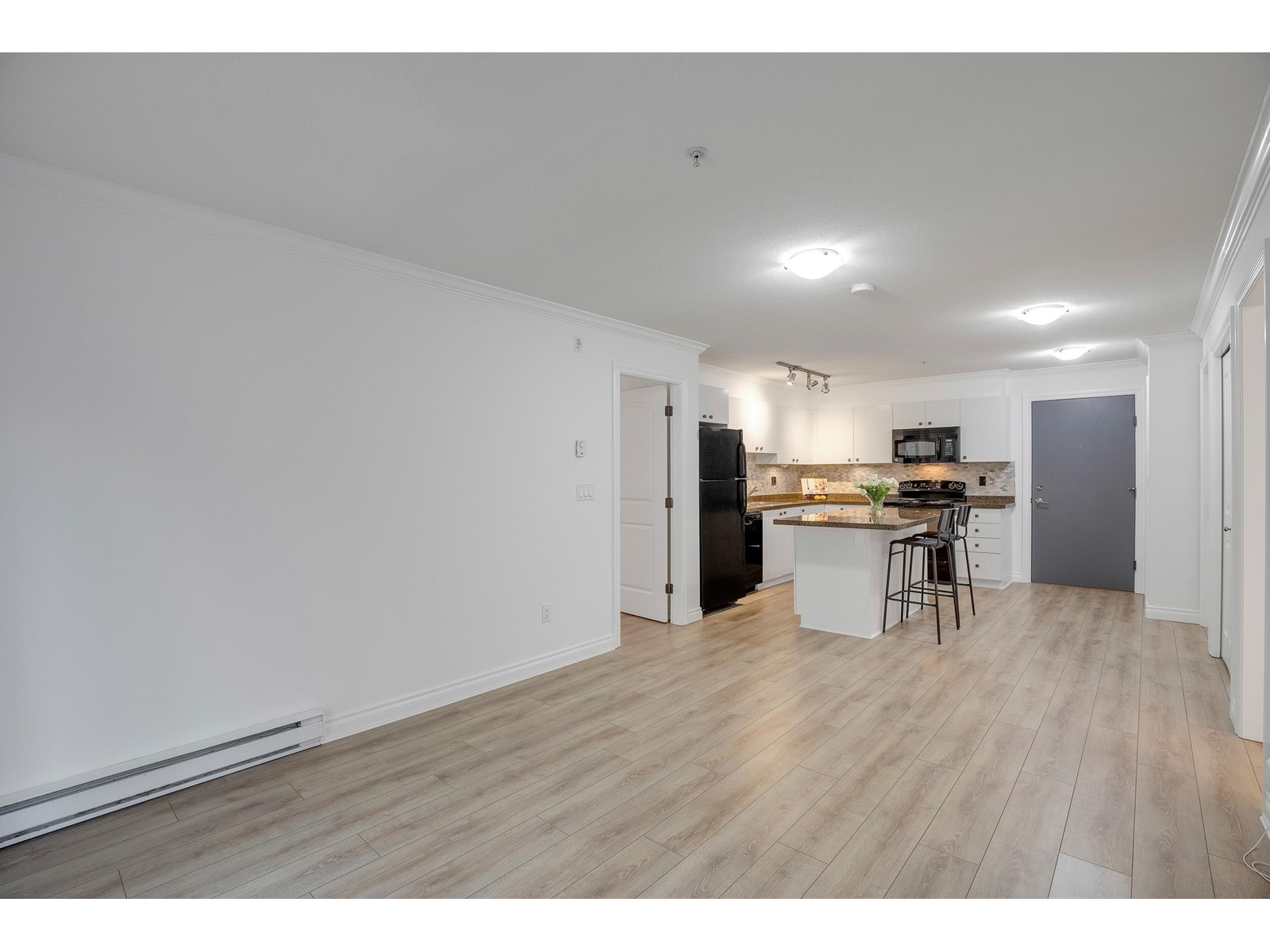 205 8717 160 Street Property Photo 11