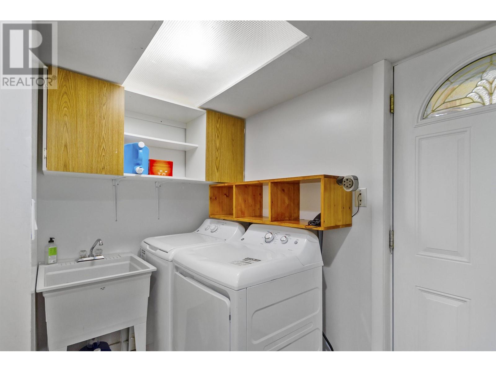 1892 Bluff Way Property Photo 20