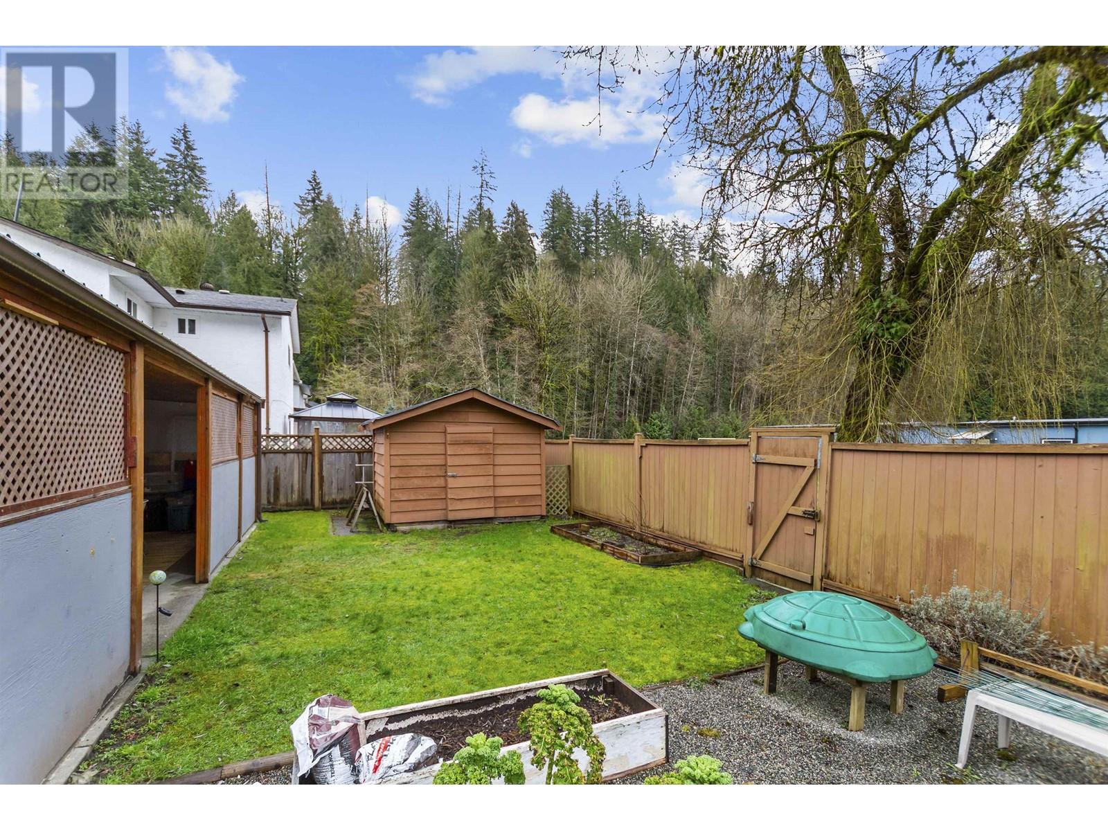 1892 Bluff Way Property Photo 28