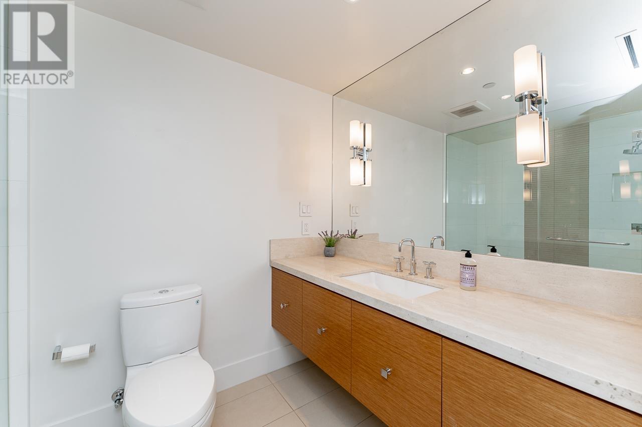2202 667 Howe Street Property Photo 28
