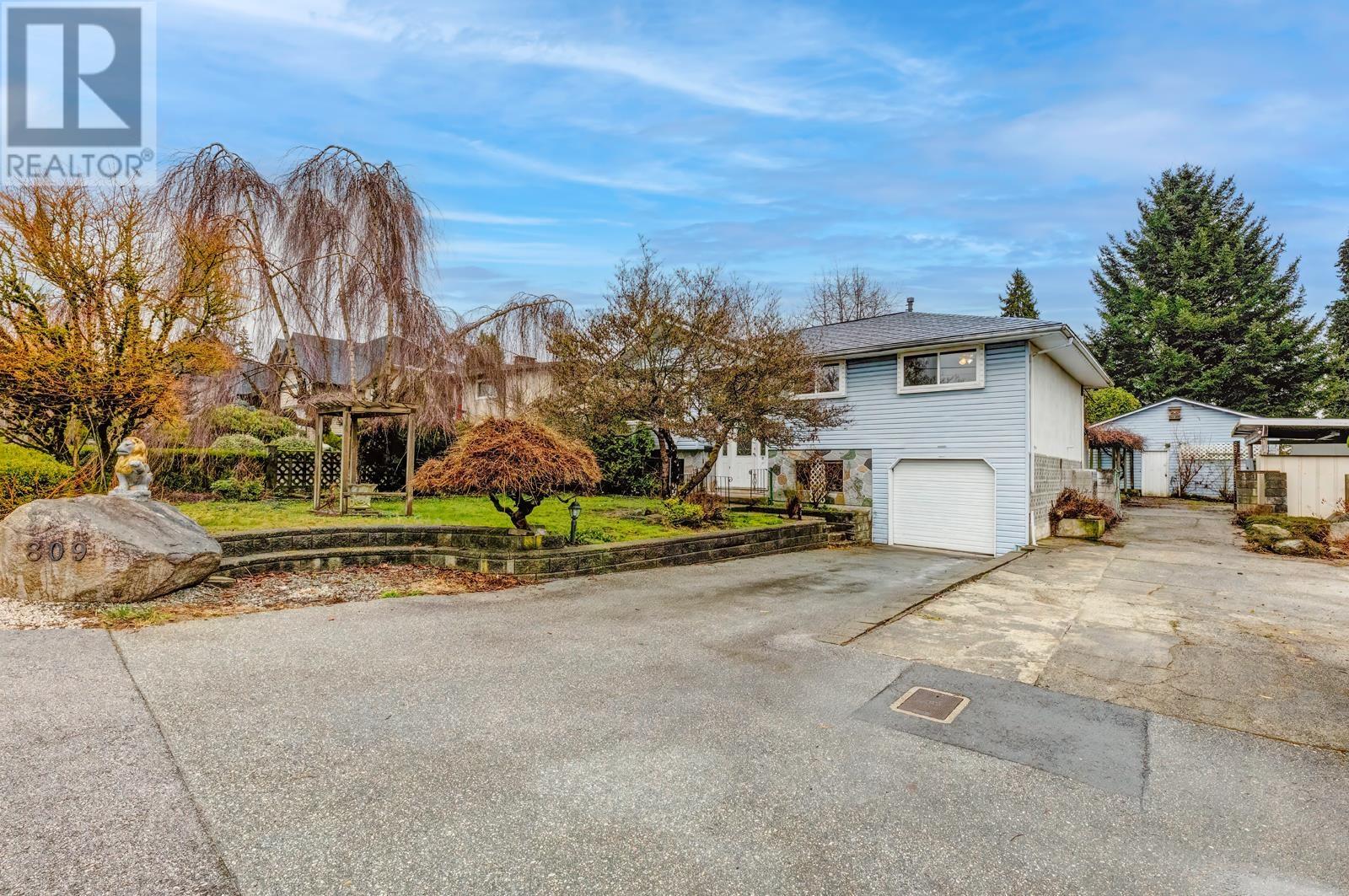 809 Lillian Street Property Photo 1